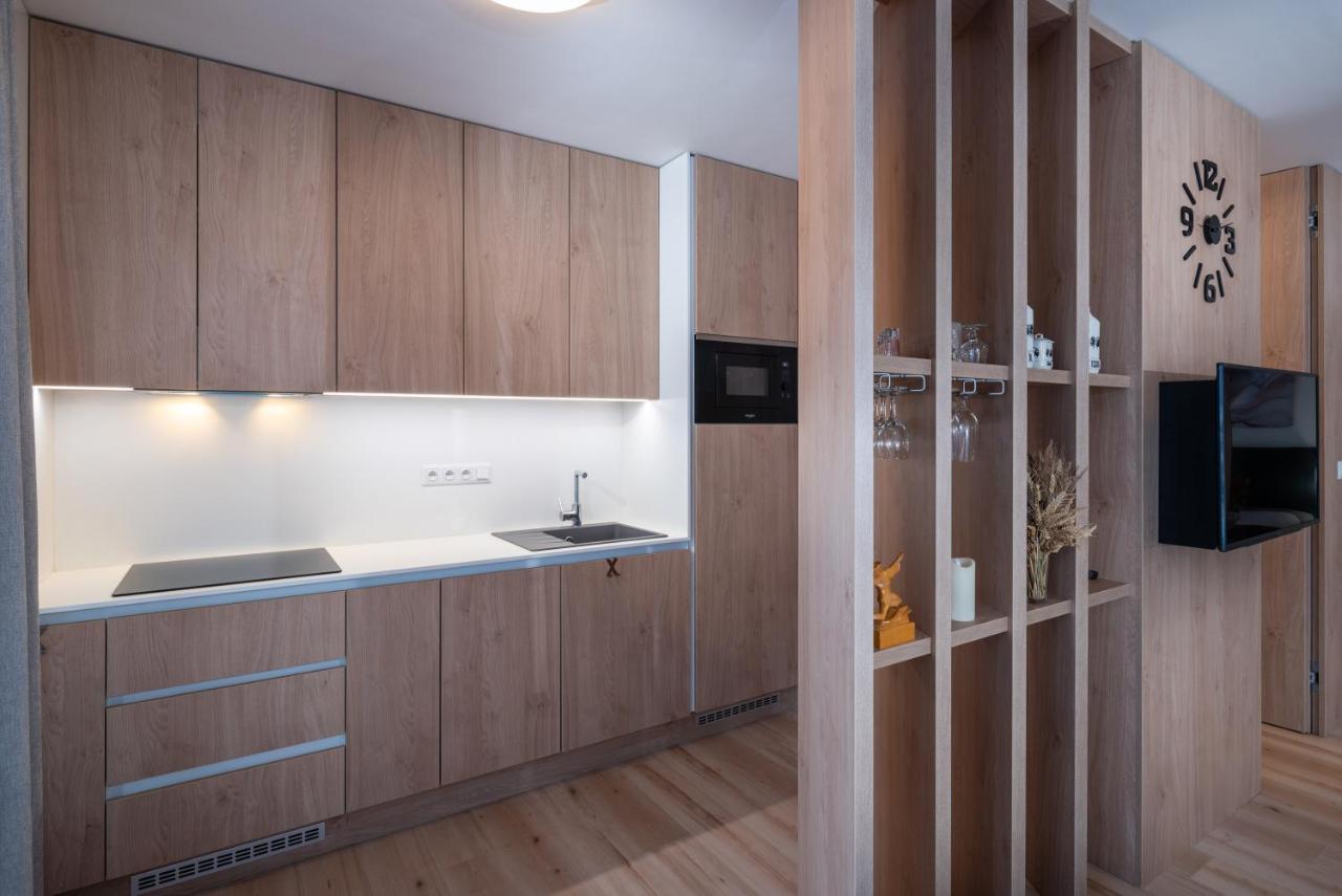 Tatrystay Hillside Apartment *